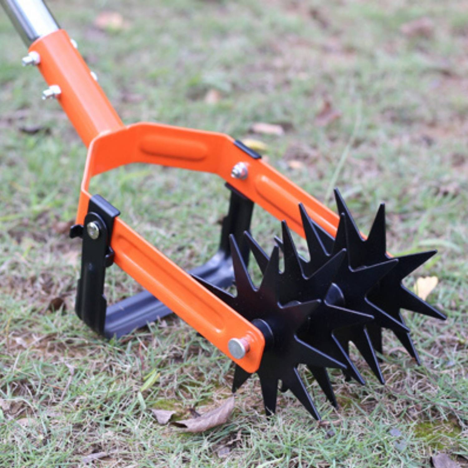 best hand held cultivator for gardening