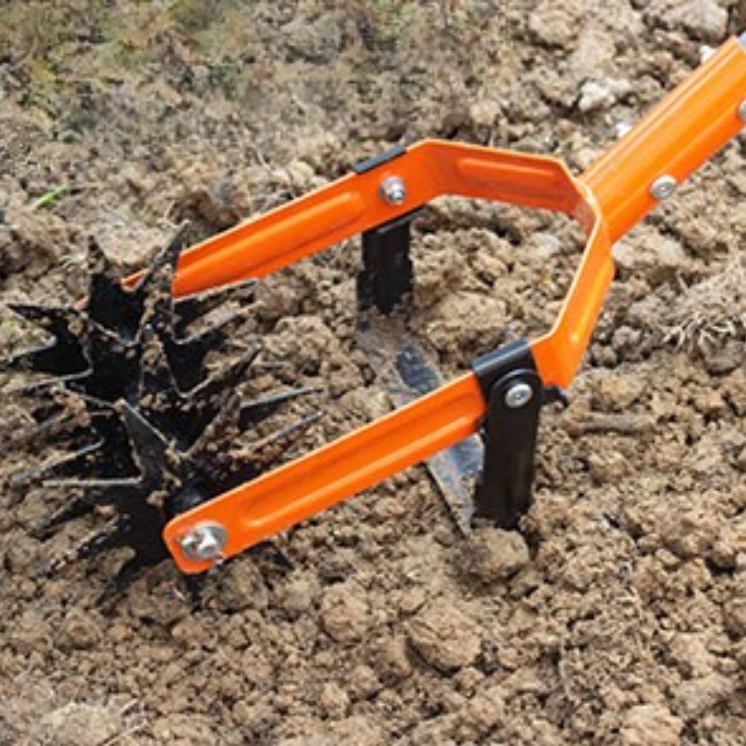 Manual Tiller: image 4